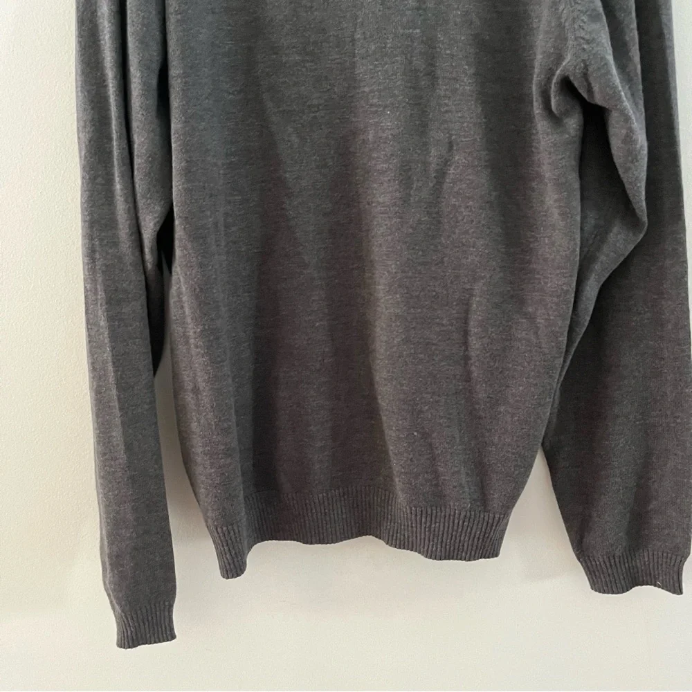 Bill Blass Gray Cotton Blend 1/4 zip pullover sweater Size Large.